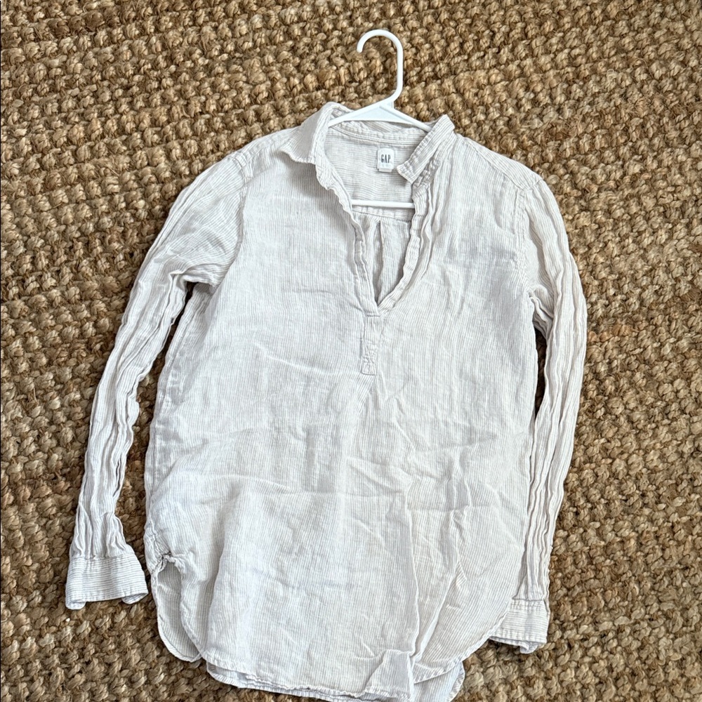 GAP Cream Button Down Casual Shirt